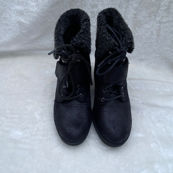 Vera Wang Wedged Ankle Boots size 8 - Picture 7 of 7